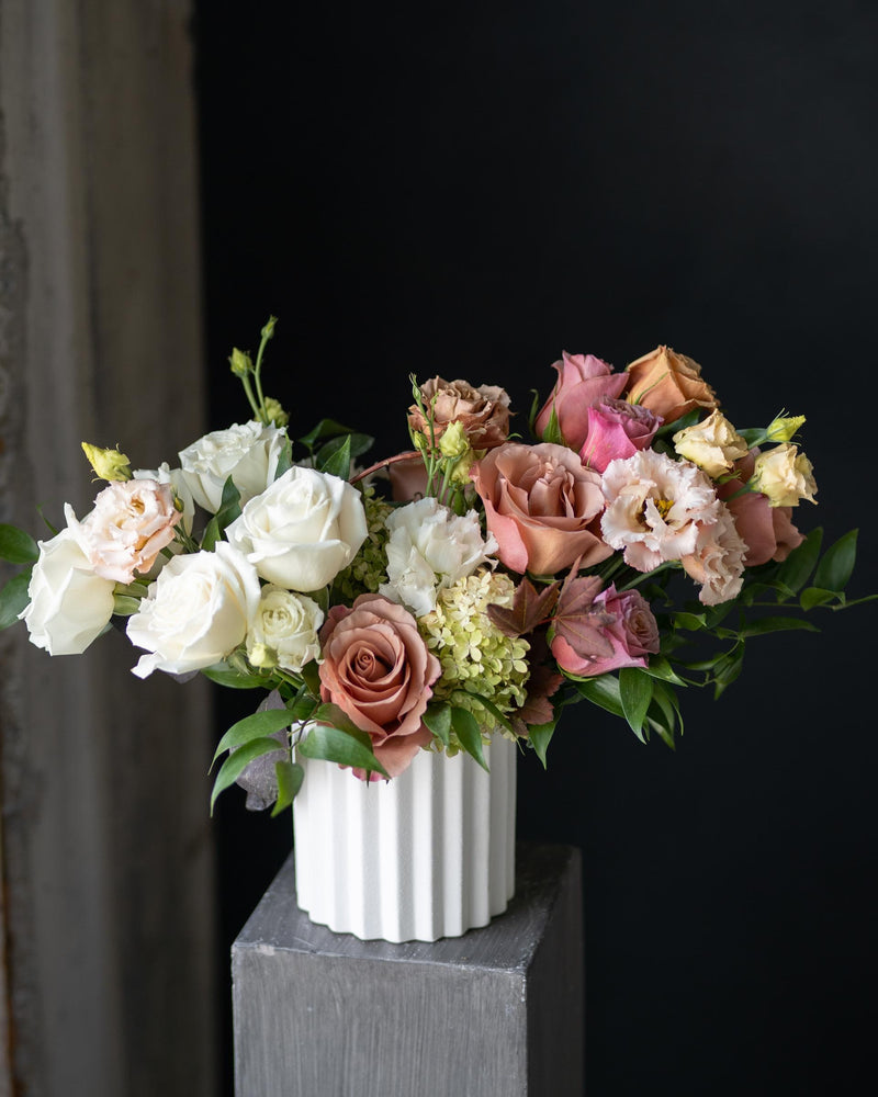 Spokane Florist | Neutral Cream Flower Arrangement | Flower Delivery